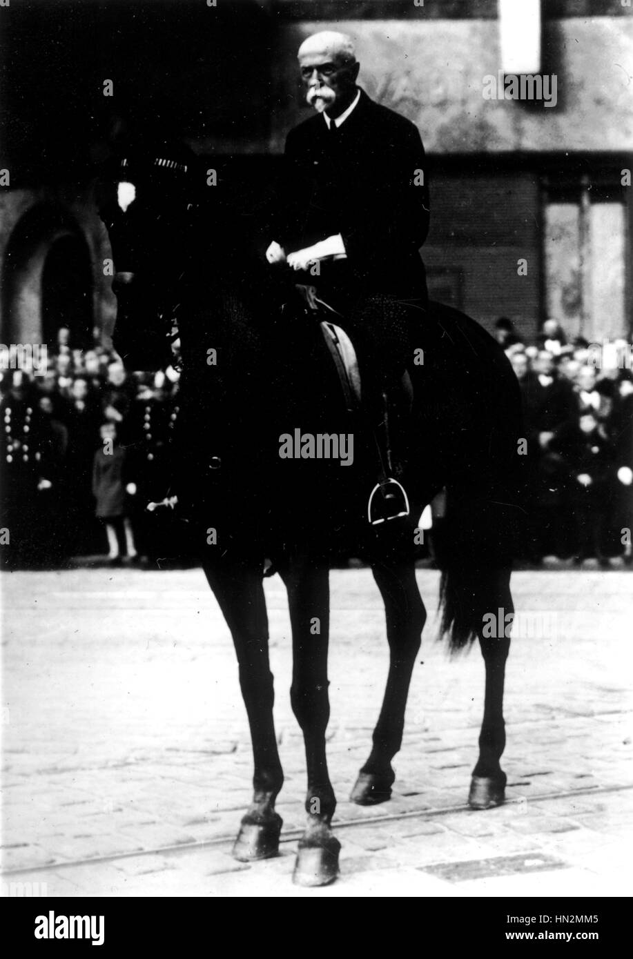 Masaryk su un cavallo febbraio 1934 la Cecoslovacchia di Parigi. Biblioteca nazionale Foto Stock