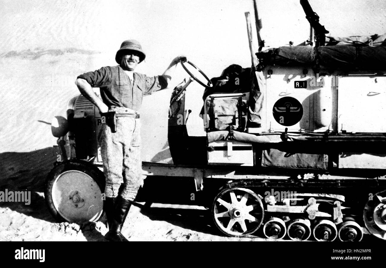 La crociera di nero. Colomb Bechar (Ottobre 28, 1924), Le Cap (1 agosto 1925). Traversata dell'Africa organizzato da Andre Citroen (8 semi-vie) Africa 1924-1925 Foto Stock