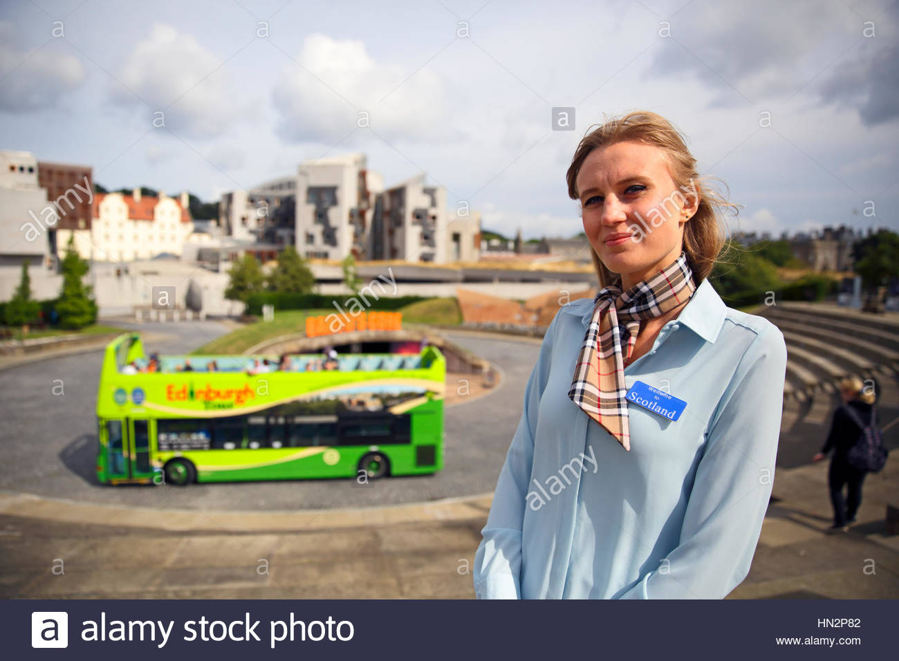 Tour guida presso il parlamento scozzese di Edimburgo Foto Stock