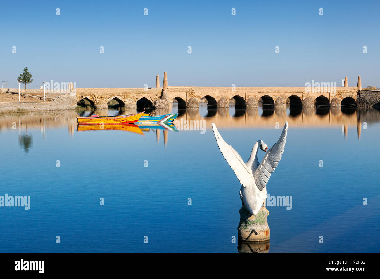 Varzaneh ponte vecchio, provincia di Isfahan, Iran Foto Stock
