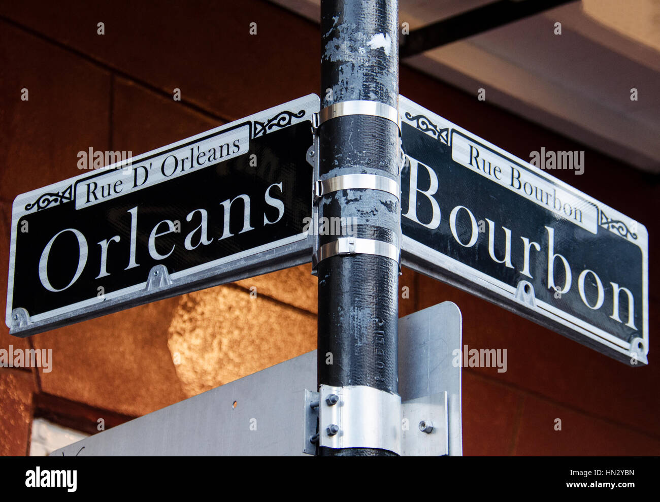 Indicazioni stradali per Rue D' ORLEANS E rue Bourbon a New Orleans, Louisiana Foto Stock