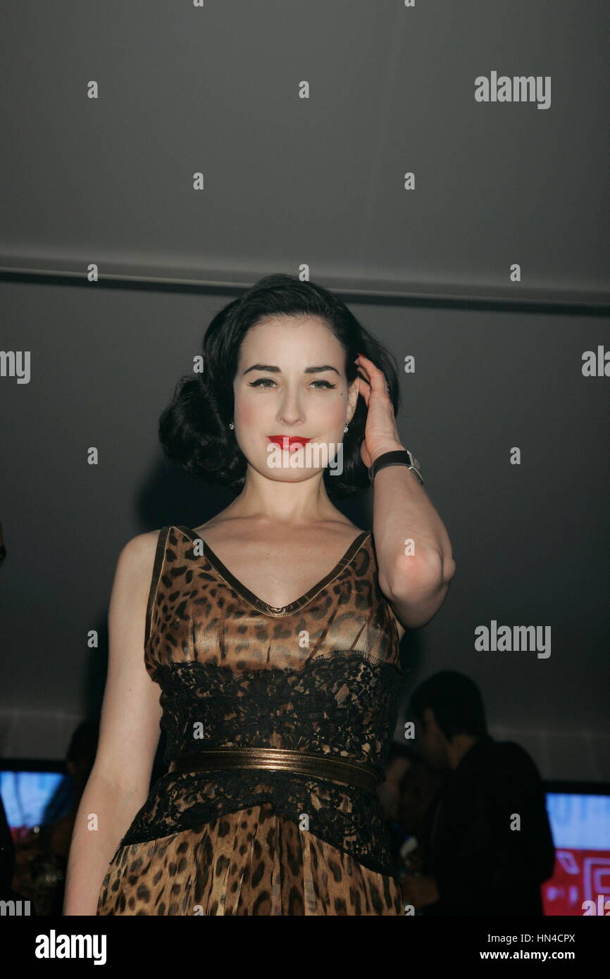 Dita Von Teese presso il VIP Club al Cannes Film Festival di Cannes, Francia, il 21 maggio 2007. Photo credit: Francesco Specker Foto Stock