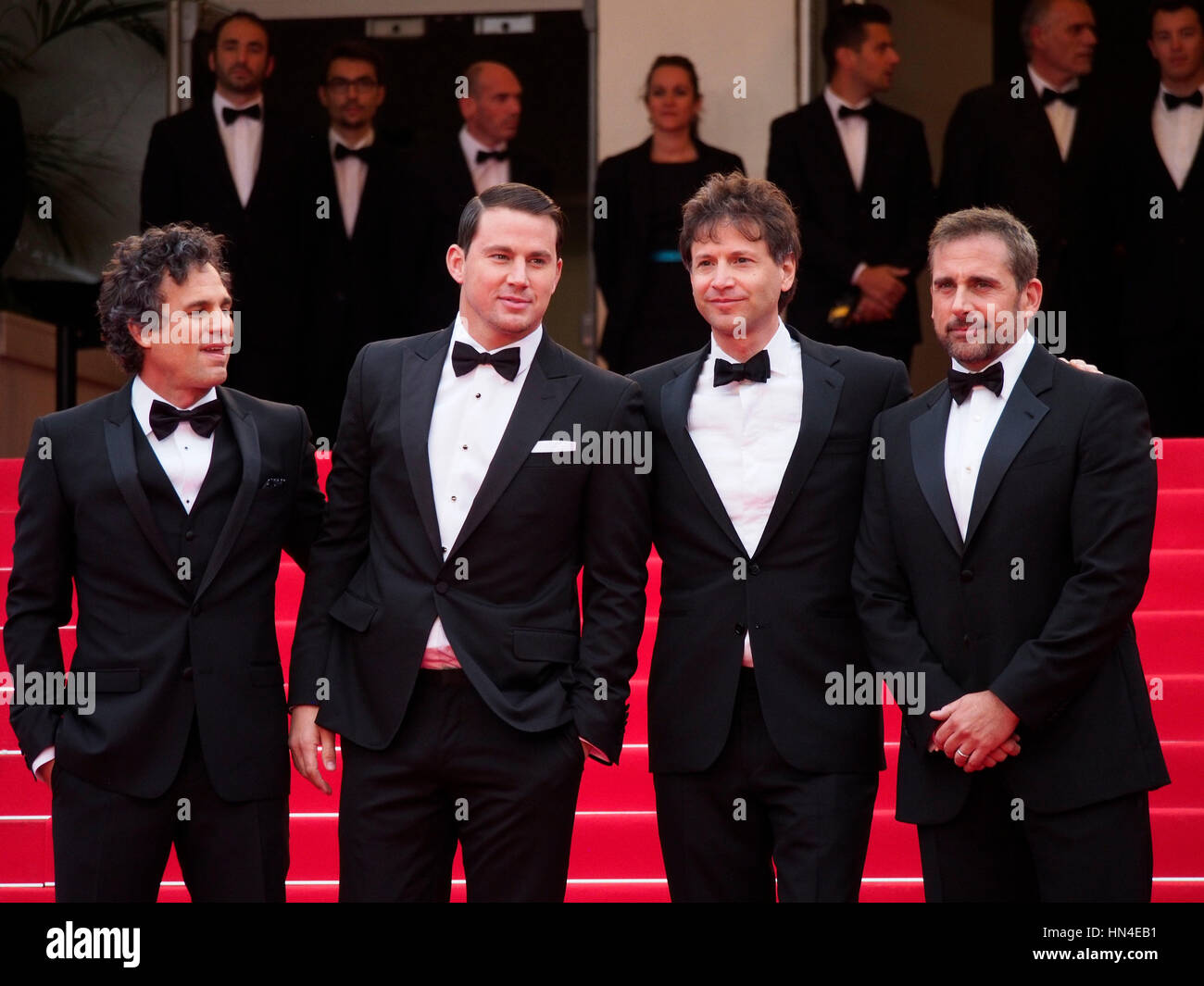 Mark Ruffalo, Channing Tatum, regista Bennett Miller e Steve Carell arrivare per la premiere del film, Foxcatcher, al festival di pellicola di Cannes il 19 maggio 2014, a Cannes, Francia. Foto di Francesco Specker Foto Stock