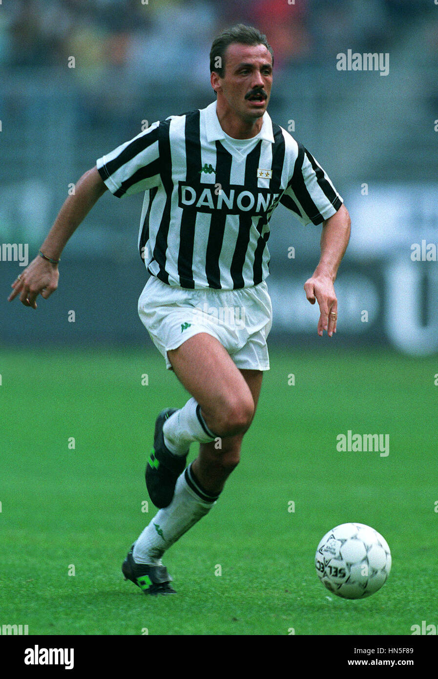 Kohler juventus immagini e fotografie stock ad alta risoluzione - Alamy