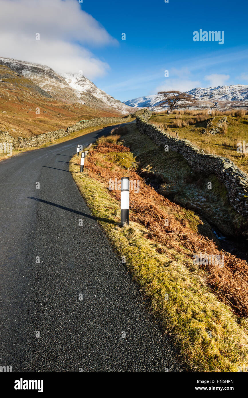 La lotta verso la Kirkstone Pass Inn, vicino a Ambleside, Lake District, Cumbria Foto Stock