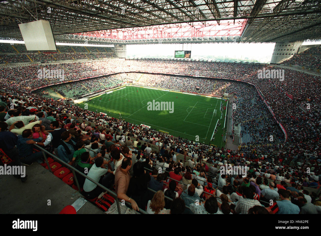 Stadio San Siro Milano STADIO SAN SIRO VISTA INTERNA MILANO ITALIA 21  Settembre 1993 Foto stock - Alamy
