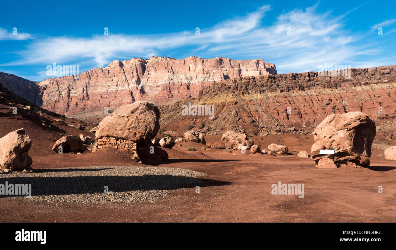 Grande pietra rossa, vicino a Marble Canyon, in Arizona, Stati Uniti d'America Foto Stock