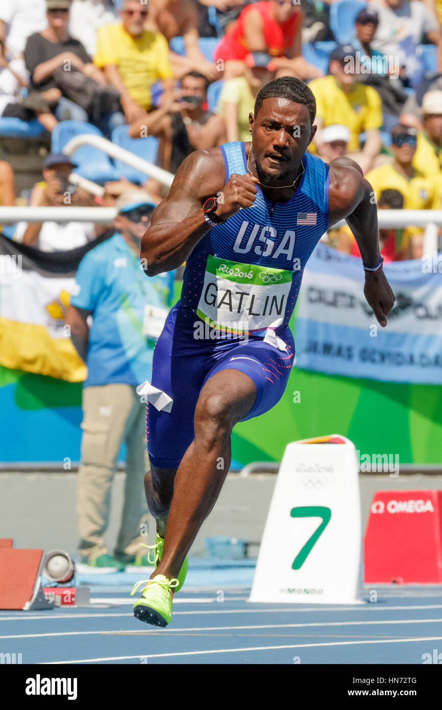 Rio de Janeiro, Brasile. 16 agosto 2016. Atletica, Justin Gatlin (USA) a competere in uomini 200m riscalda al 2016 Olimpiadi estive. ©Paul J. Foto Stock