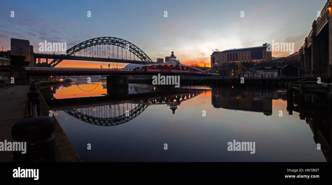 Newcastle Quayside all'alba, Newcastle upon Tyne, Tyne and Wear Foto Stock