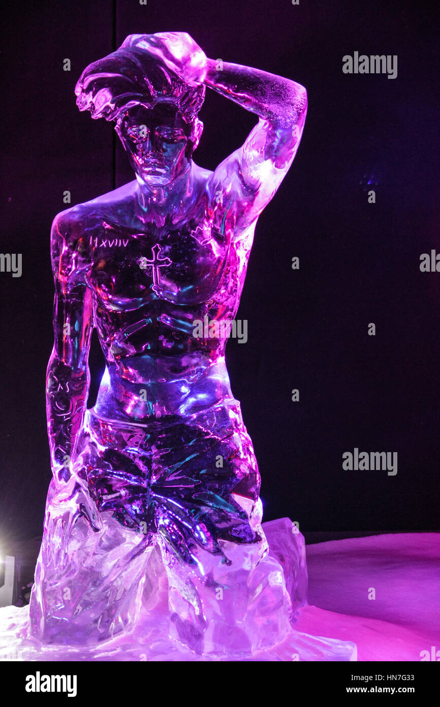 Sculture di ghiaccio del popolare pop star Foto Stock