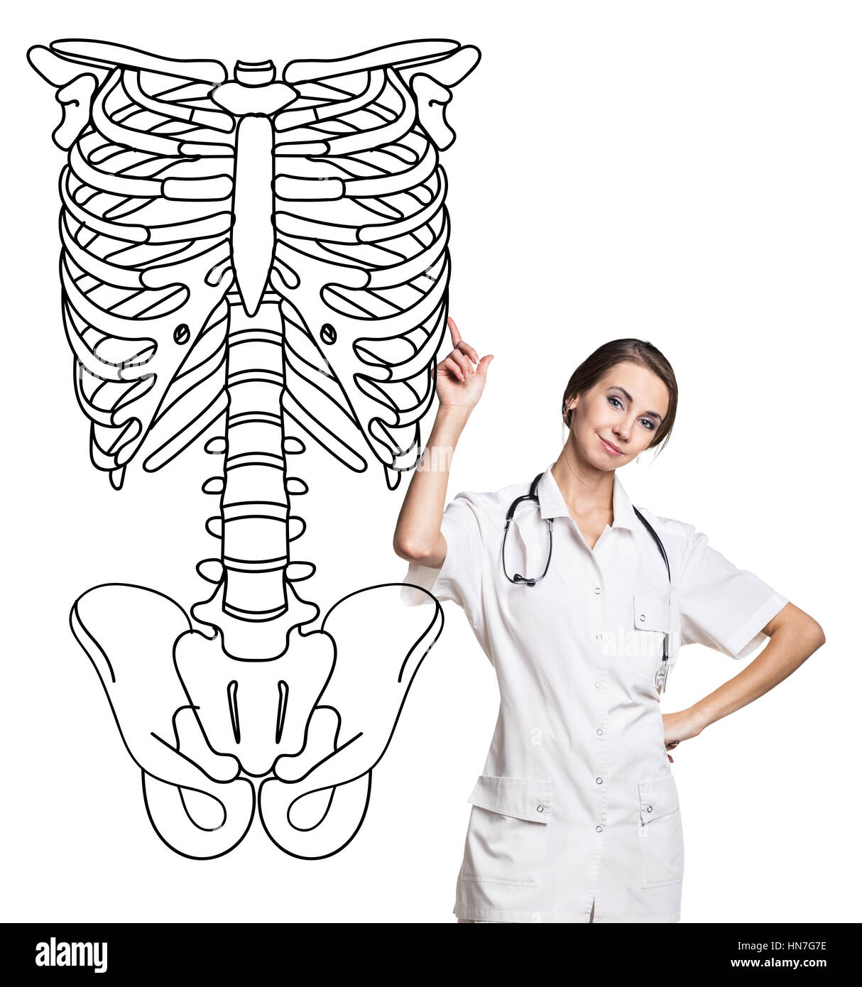Medico donna puntando su disegno dello scheletro umano. Foto Stock