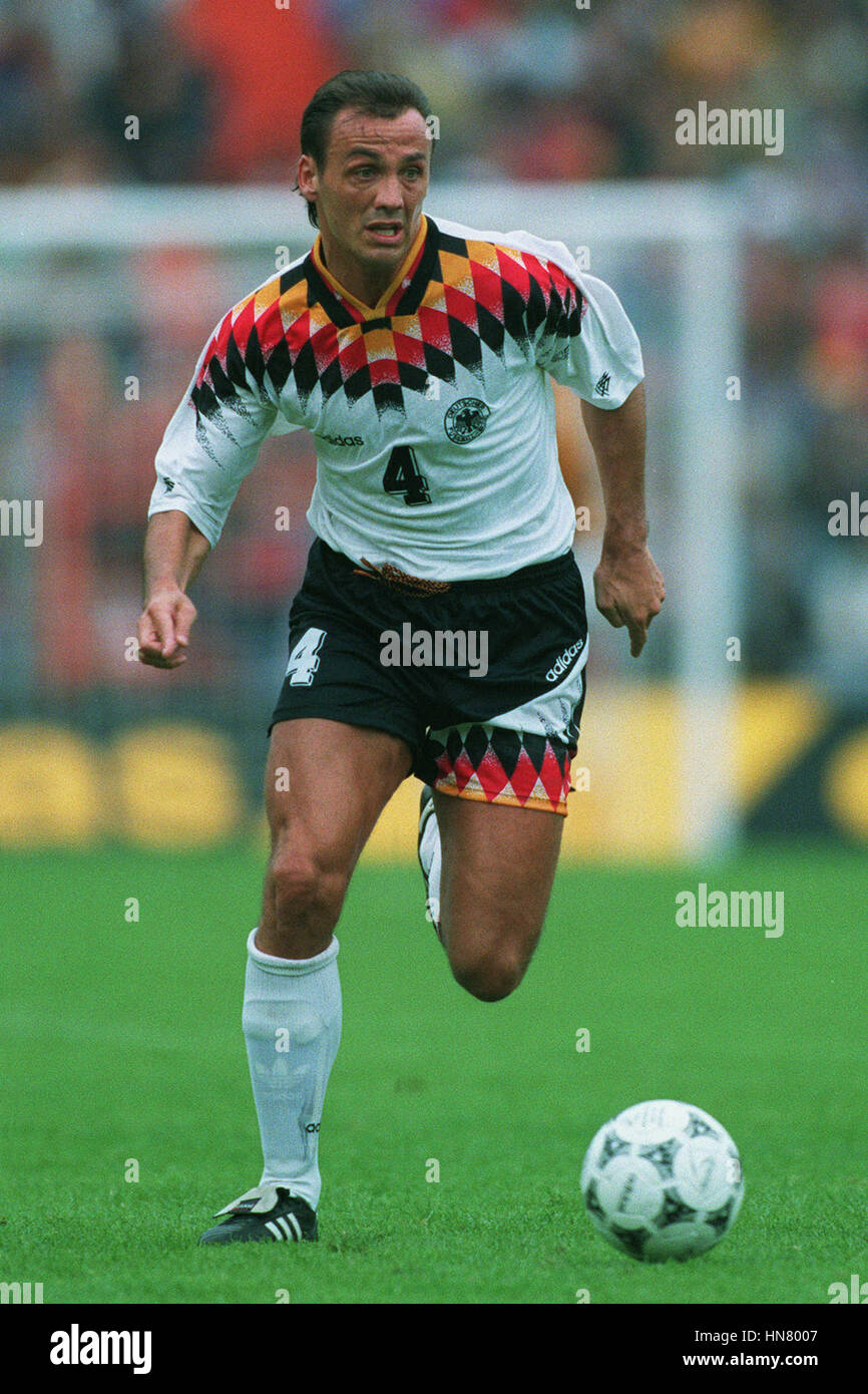 JURGEN KOHLER della Germania e la Juventus FC 07 Giugno 1994 Foto Stock