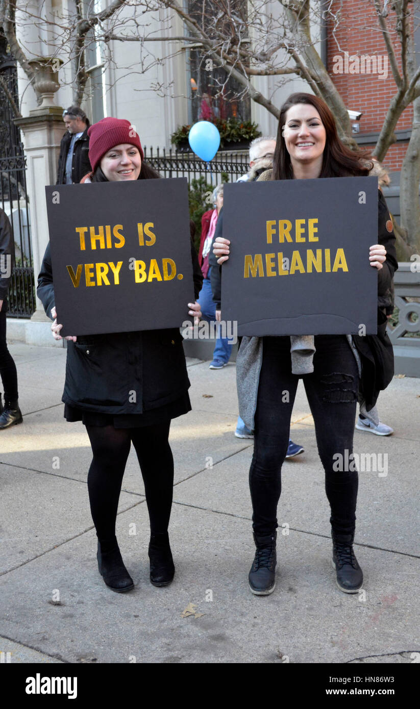 Boston, Massachusetts, USA. Xxi gen, 2017. Presso il Boston donna Marzo a partire da Boston Common più di 175.000 manifestanti sono scesi in strada dopo l inaugurazione del nuovo presidente degli Stati Uniti in opposizione a Donald trionfi commenti su donne e molto di più. Credito: Kenneth Martin/ZUMA filo/Alamy Live News Foto Stock