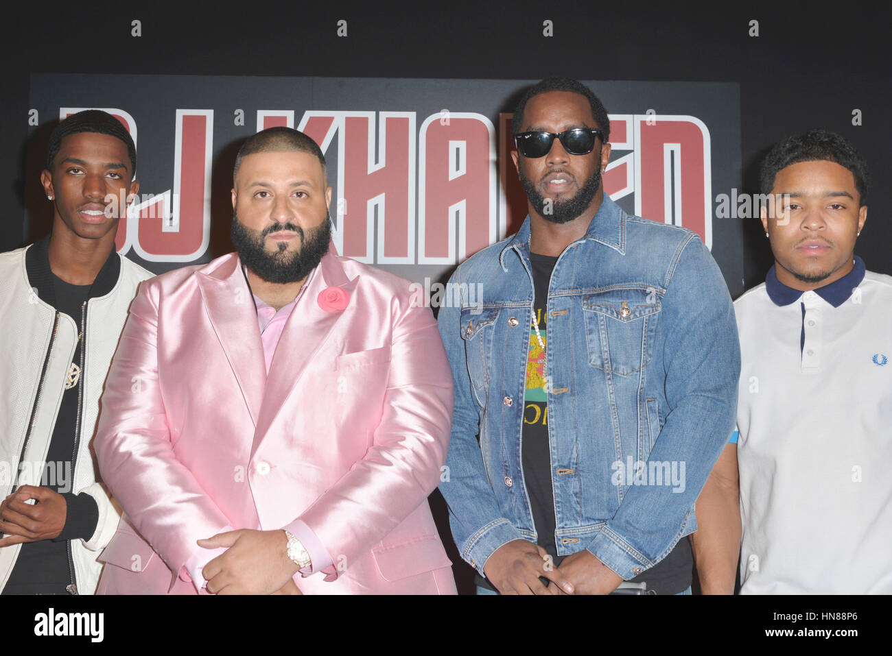 Beverly Hills, Ca. Il 9 febbraio, 2017. Christian pettini, DJ Khaled, P. Diddy Combs, Justin Dior pettini presso la speciale conferenza stampa annunciando DJ Khaled del nuovo album release presso il Beverly Hilton Hotel di Beverly Hills, la California il 9 febbraio 2017. Foto Stock