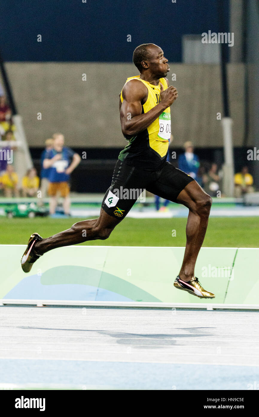 Rio de Janeiro, Brasile. Il 17 agosto 2016. L'atletica Usain Bolt (JAM) a competere in uomini 200m semifinali al 2016 Olimpiadi estive. ©Paolo Foto Stock