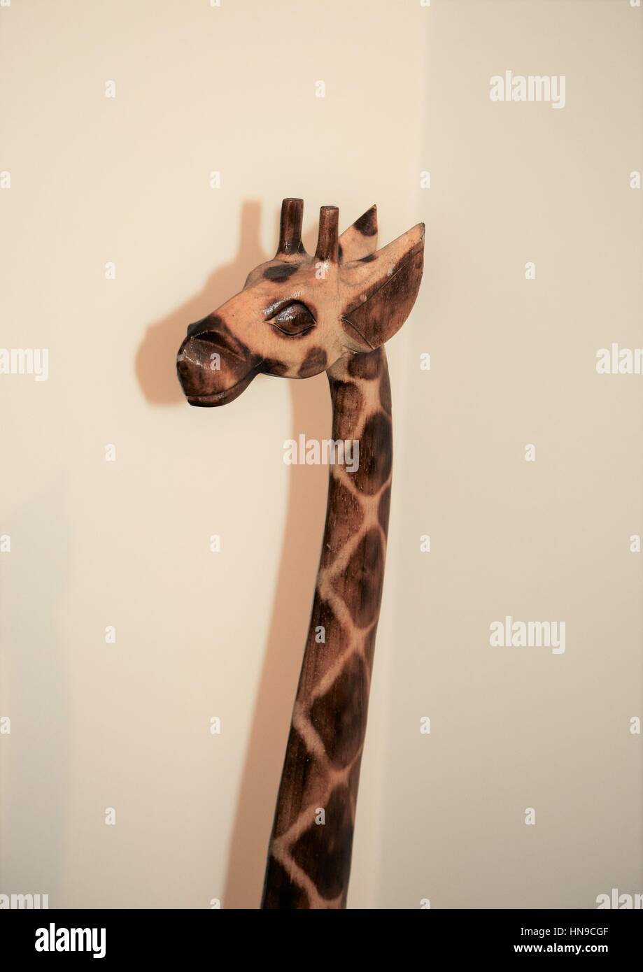 In legno scultura Giraffe Foto Stock