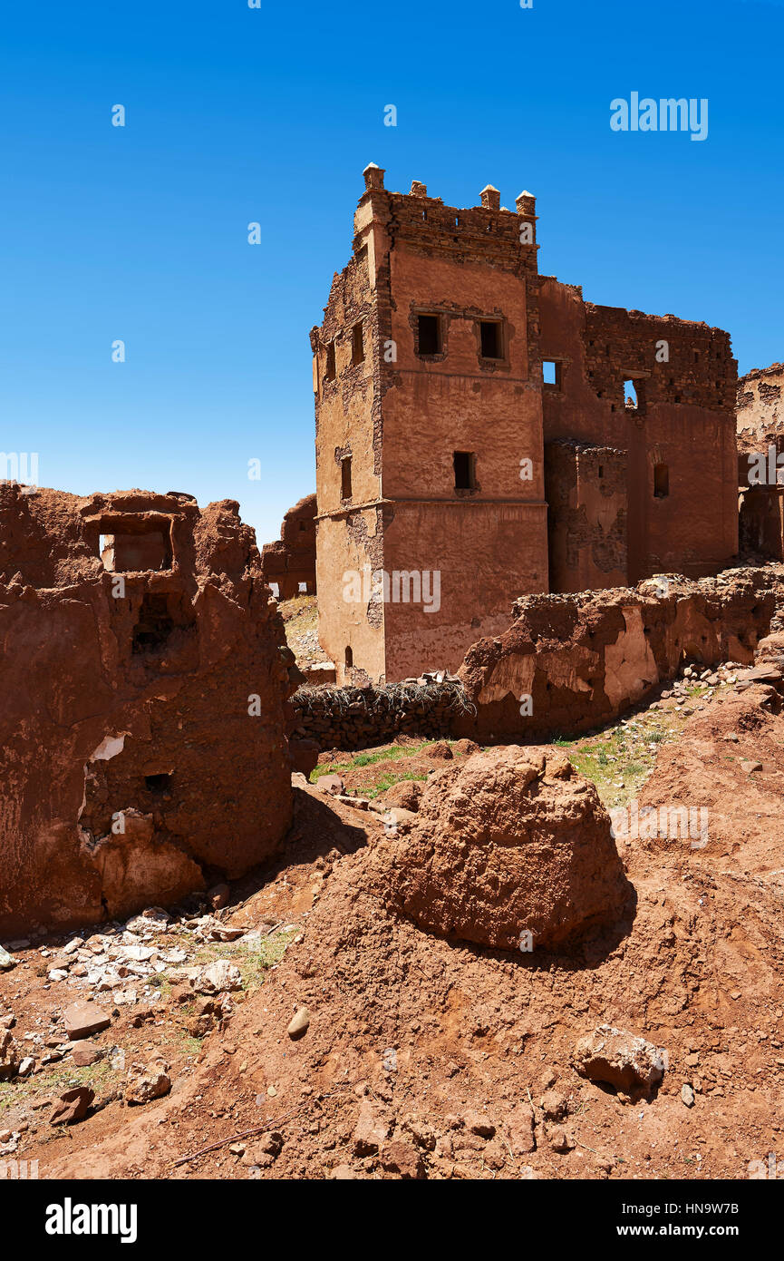 Esterno del mattone di fango Berber Telouet Kasbah, Atlante Marocco Foto Stock