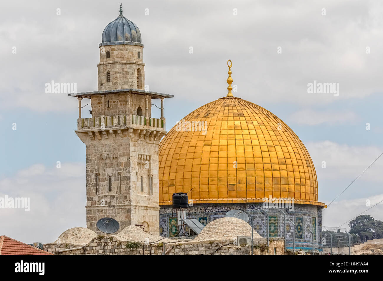 Cupola della roccia anche conosciuta come la Moschea di Omar nella Città Vecchia di Gerusalemme, Israele. Foto Stock