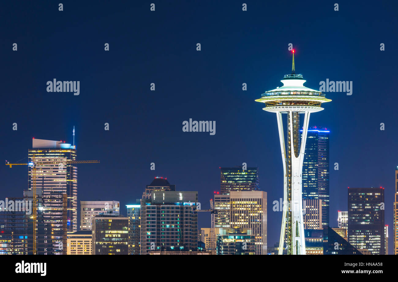 Seattle,Washington,usa.2015/02/22: bellissima Space Needle di notte. Foto Stock