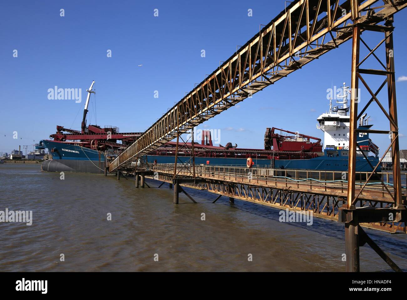 Greenwich yacht club e dintorni, tra cui il fiume Tamigi industria. Foto Stock