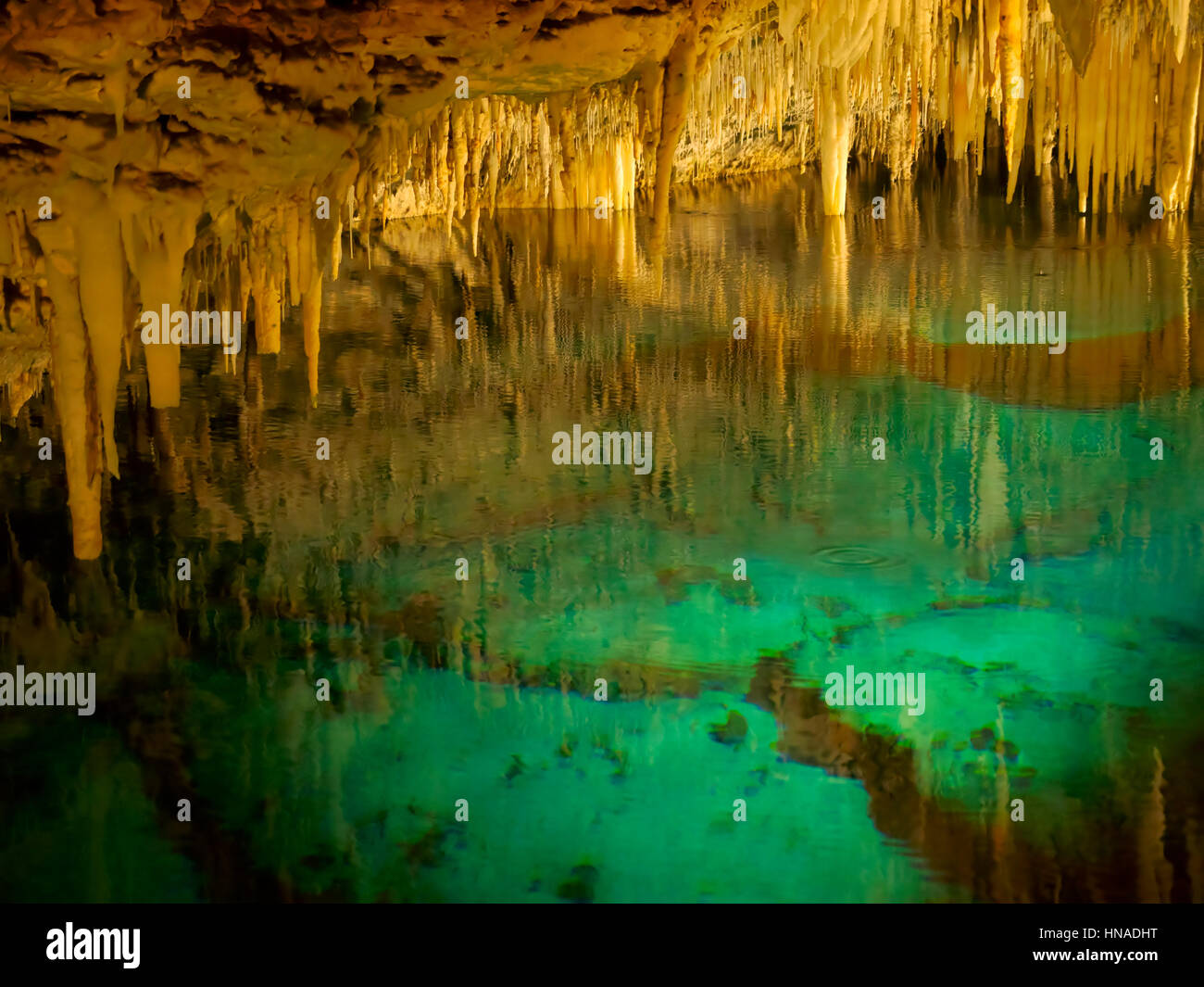 La Grotta dei Cristalli, parrocchia di Hamilton, Bermuda Foto Stock