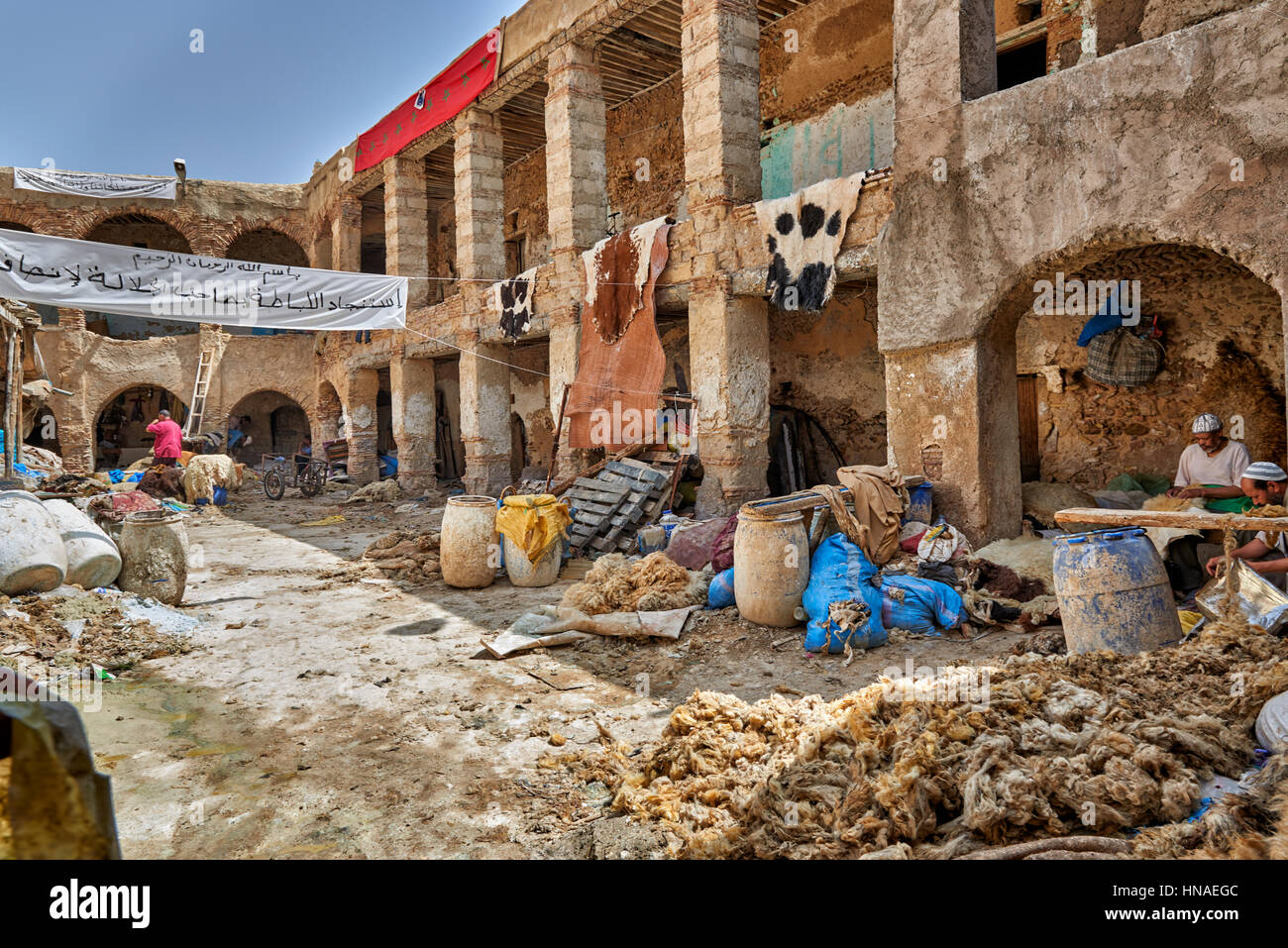 Tradizionale in pelle di conceria vecchio Fez, in Marocco, Africa Foto Stock