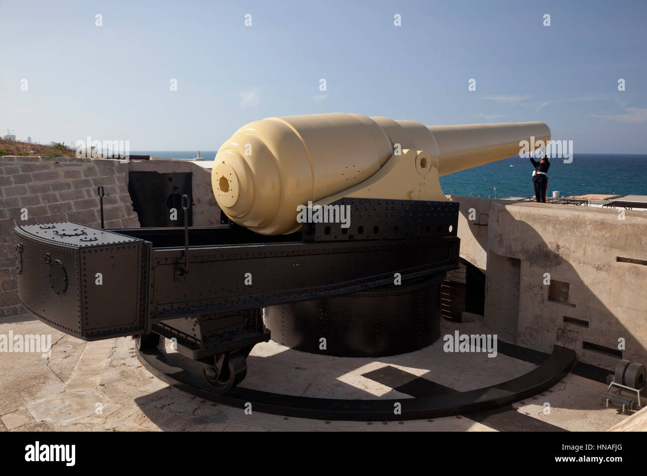 Il Amrstrong 100-ton pistola a Forte Rinella a Malta è stato progettato a guardia del mare rotte nel Grand Harbour. Foto Stock