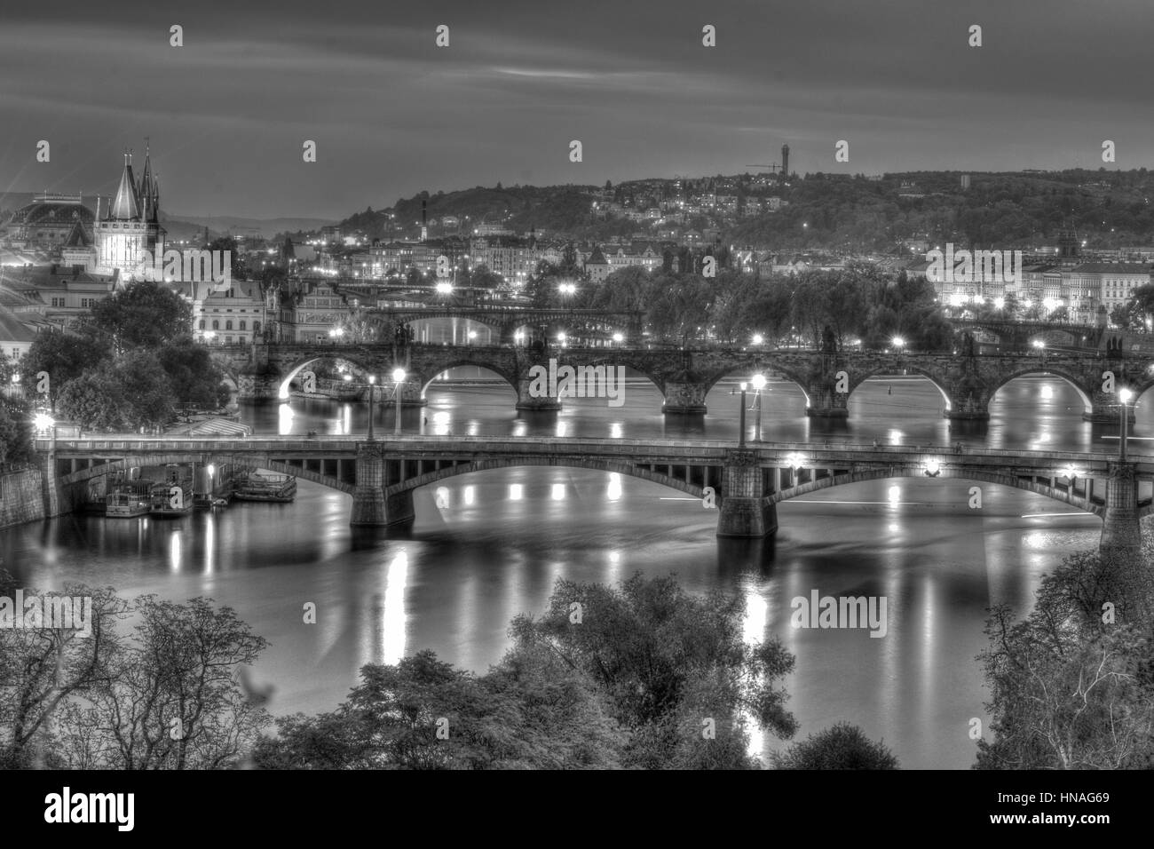 I ponti di Praga sera Foto Stock