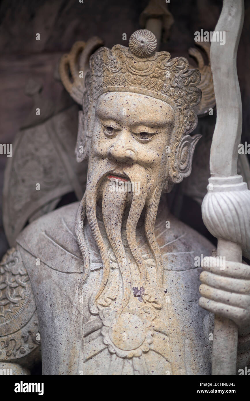 Steinerne chinesische Wächter-Figur im Tempel Wat Arun, Bangkok, Thailandia, Asien | chinese stone guard immagine a Wat Arun, Bangkok, Thailandia, Asia Foto Stock