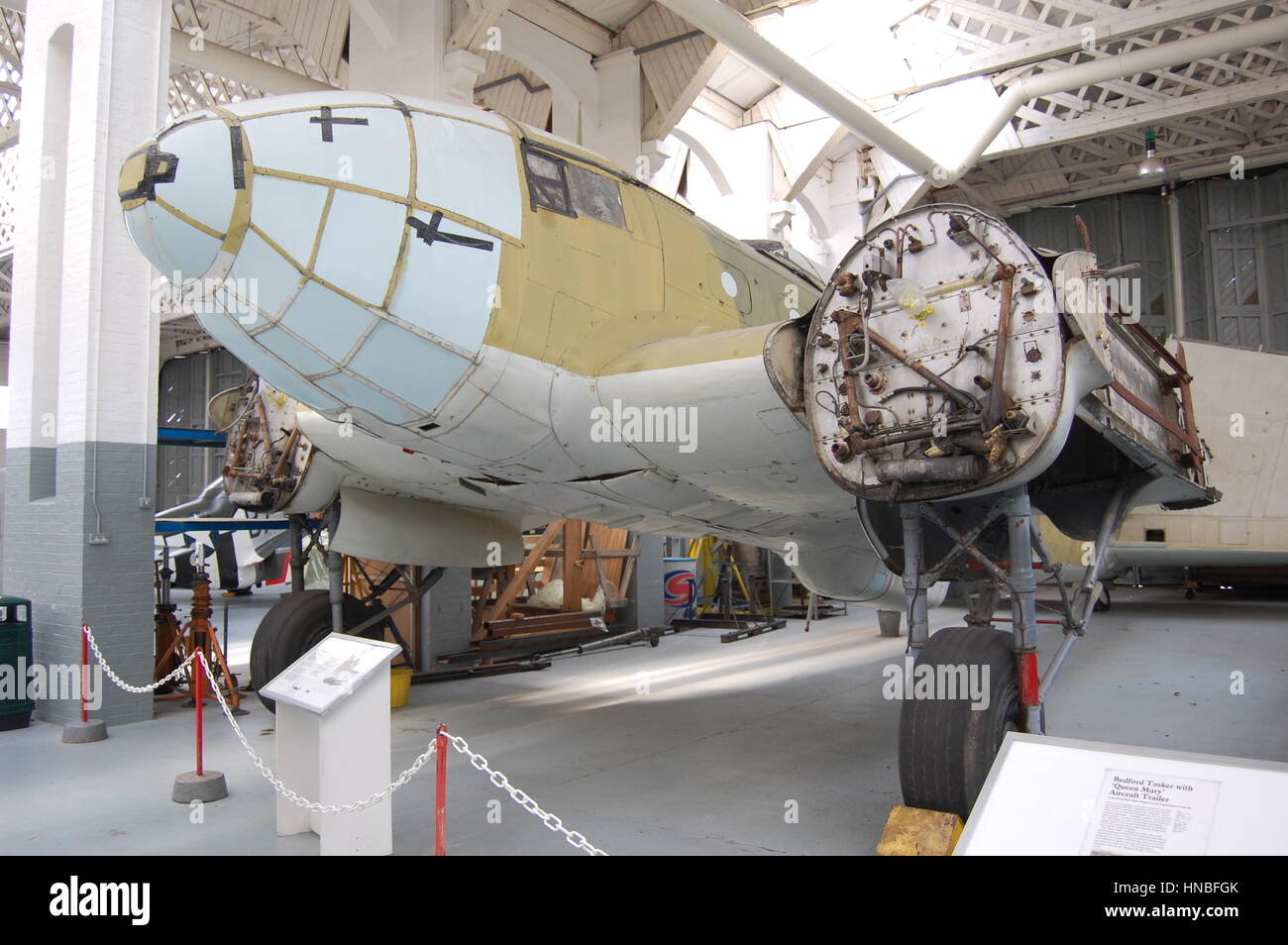 CASA 2.111B a Duxford; basato su He 111, ora in mostra nel Kent a Hawkinge Foto Stock