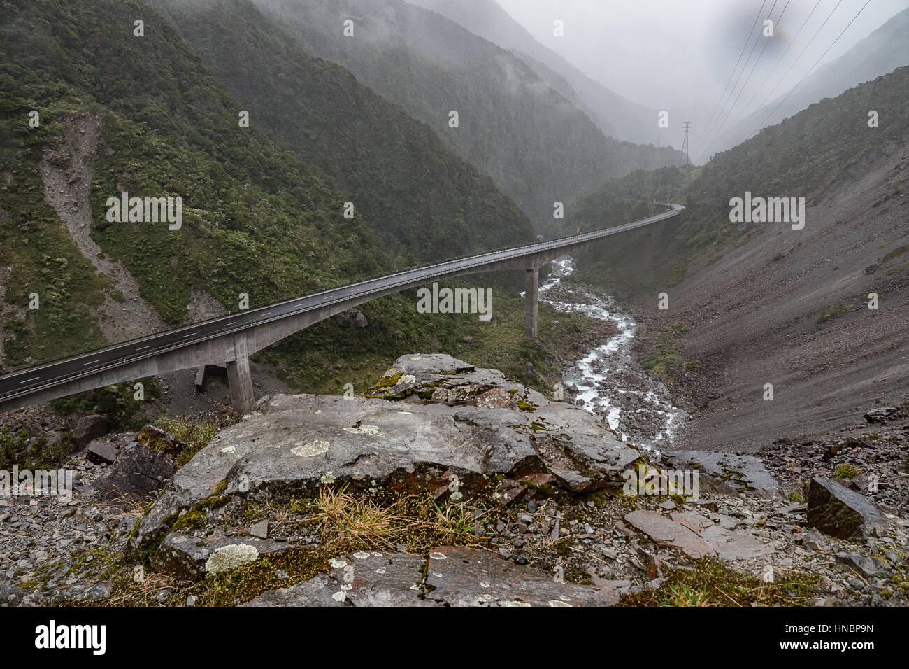 Il Otira viadotto sulla statale 73 vicino a Arthur's Pass, South Island, in Nuova Zelanda. Foto Stock