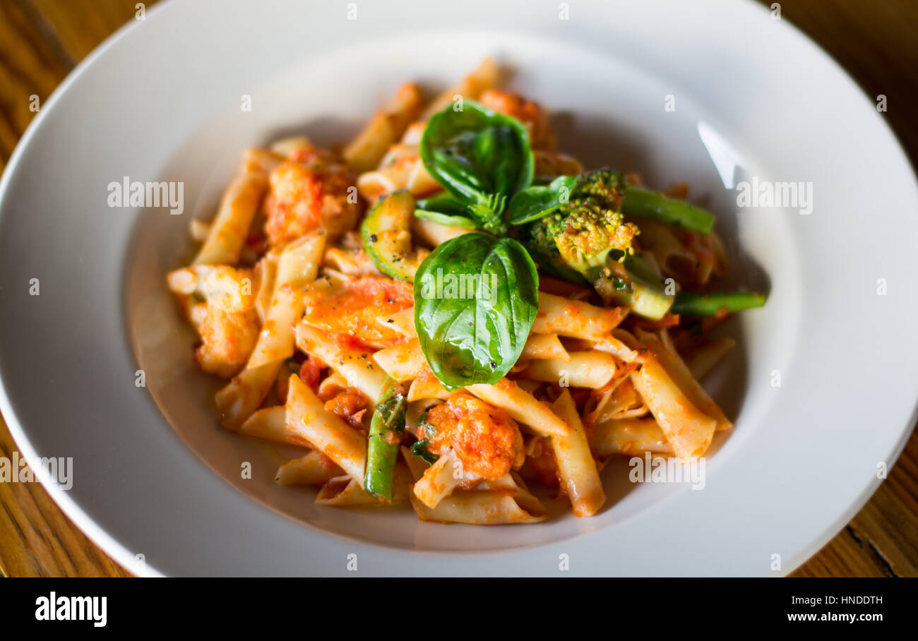 Vegano ciotola di pasta Foto Stock