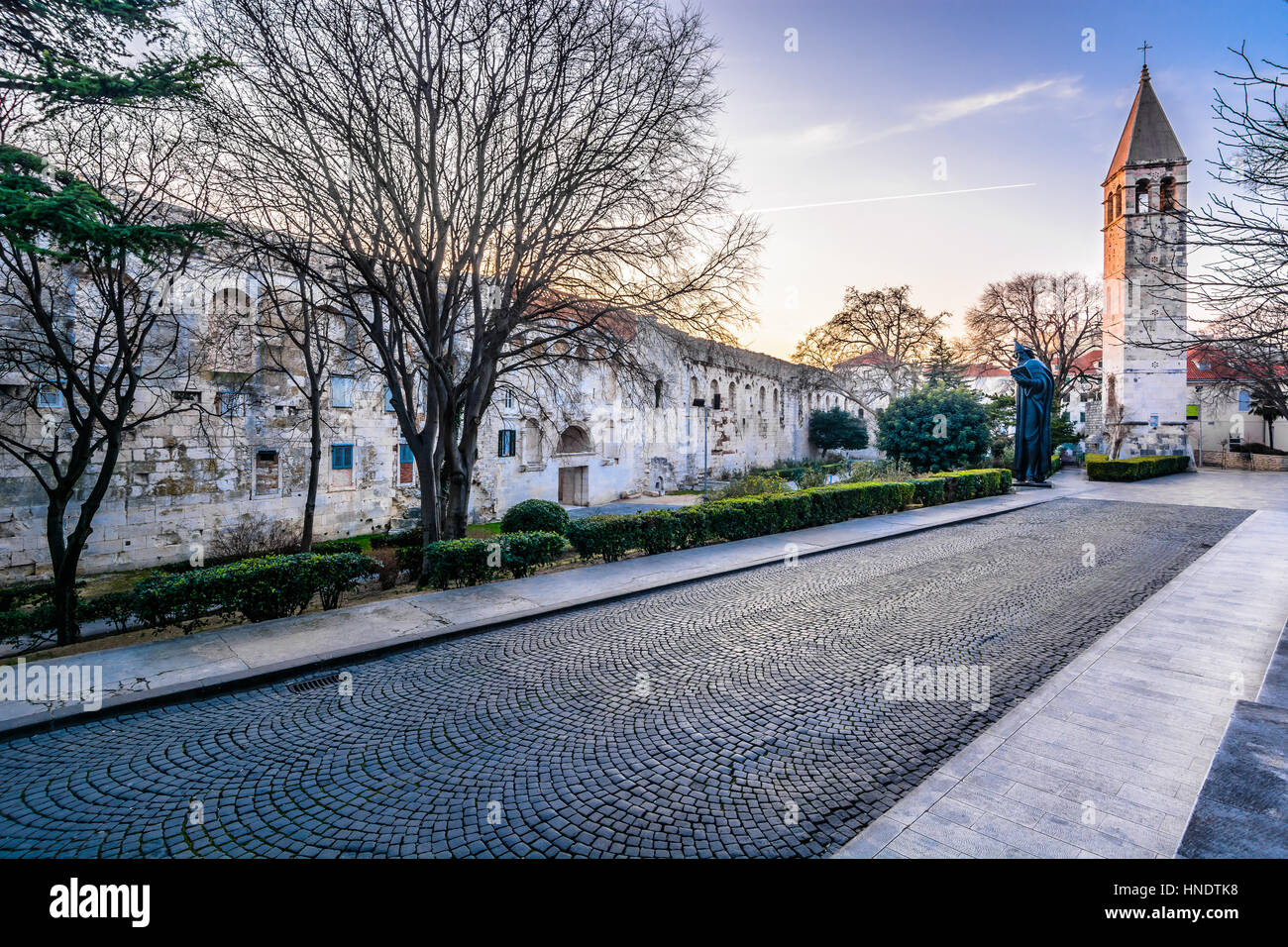 Vista in palazzo Diocleziano pareti nel centro della citta di Spalato, croato punti panoramici, l'Europa. Foto Stock