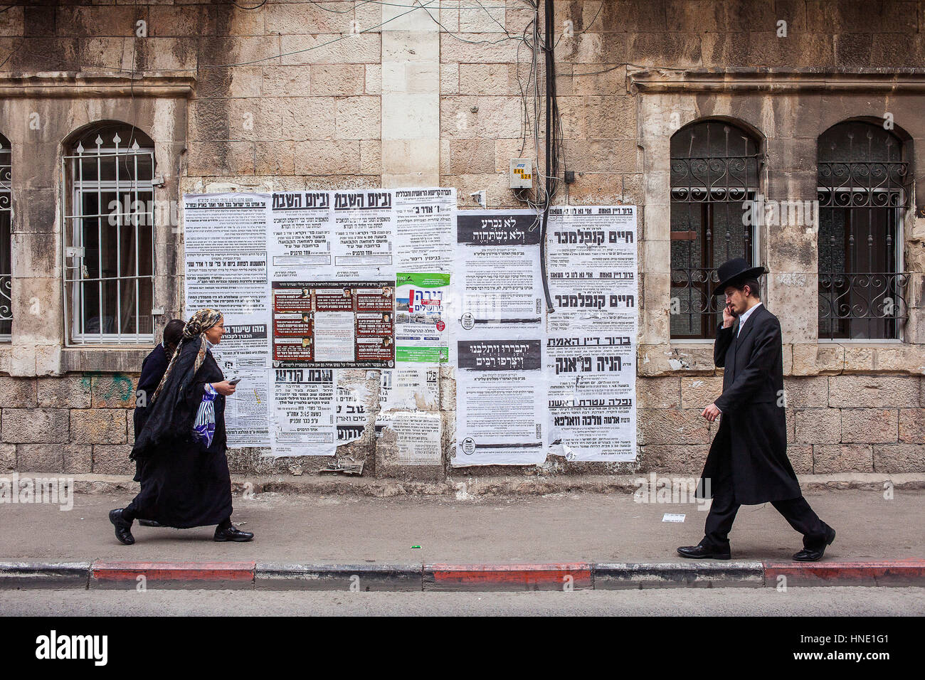 Gli ebrei ortodossi, Mea Shearim trimestre, a Gerusalemme, Israele. Foto Stock