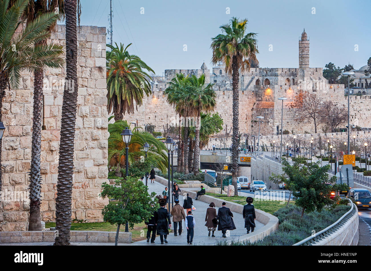 Le pareti e la cittadella di Davide nella Città Vecchia di Gerusalemme, Israele Foto Stock