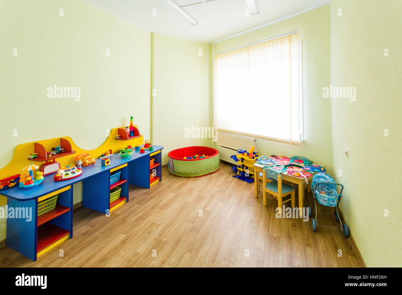 Camera per bambini con giocattoli. Foto Stock