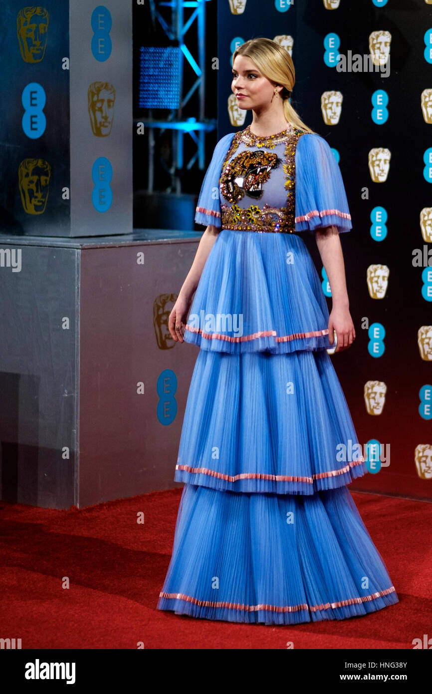 Londra, Regno Unito. Il 12 febbraio 2017. Anya Taylor-Joy arriva al EE British Academy Film Awards su 12/02/2017 presso il Royal Albert Hall, . Persone nella foto: Anya Taylor-Joy. Foto Stock