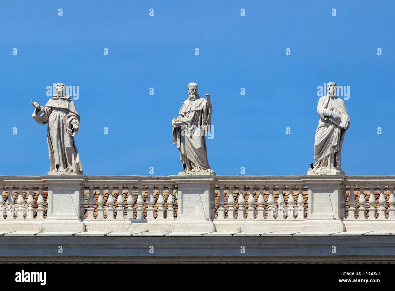 Architettura storica nella Città del Vaticano con sculture Foto Stock