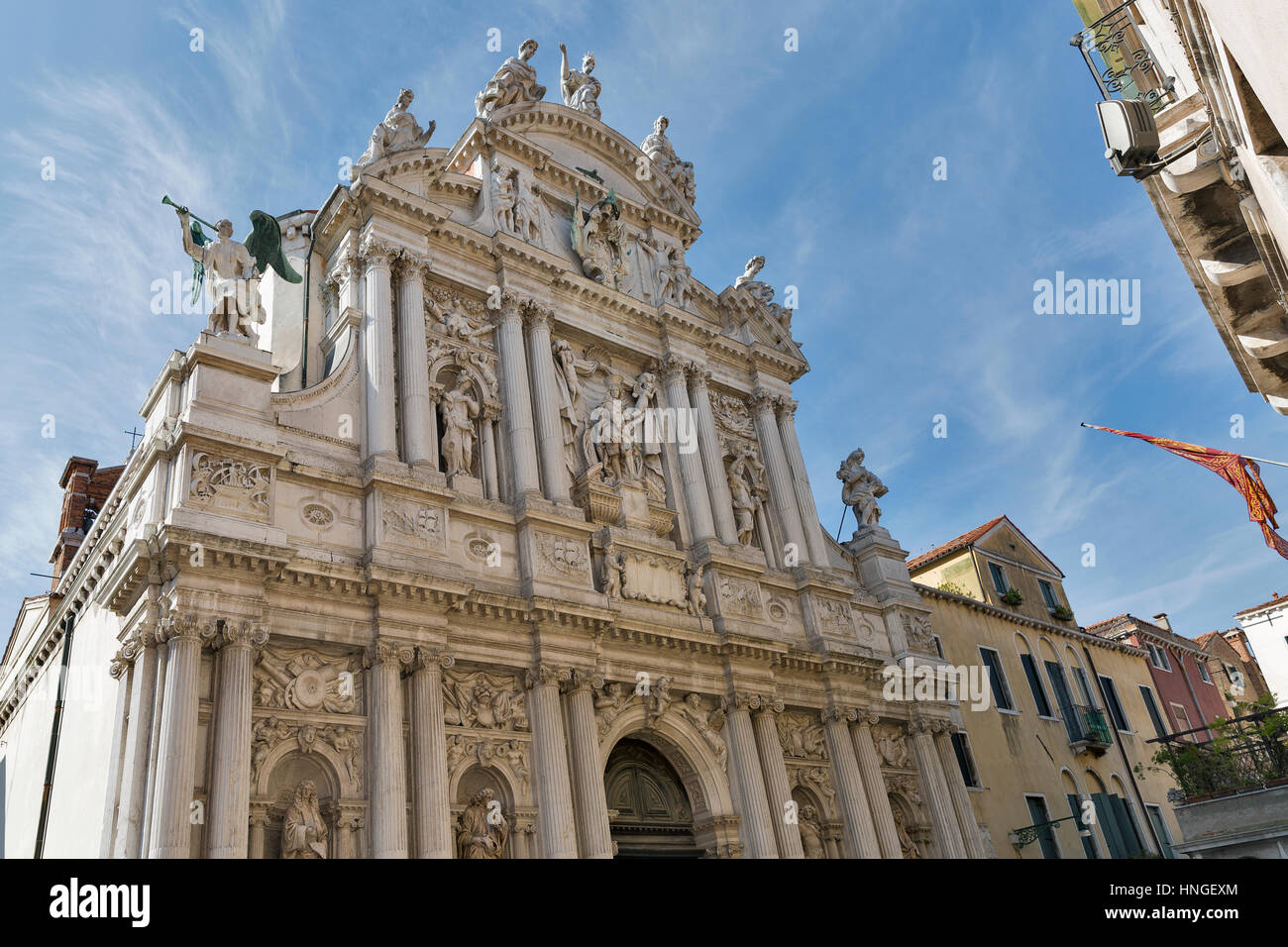 Chiesa di Santa Maria del Giglio facciata a Venezia, Italia. Foto Stock