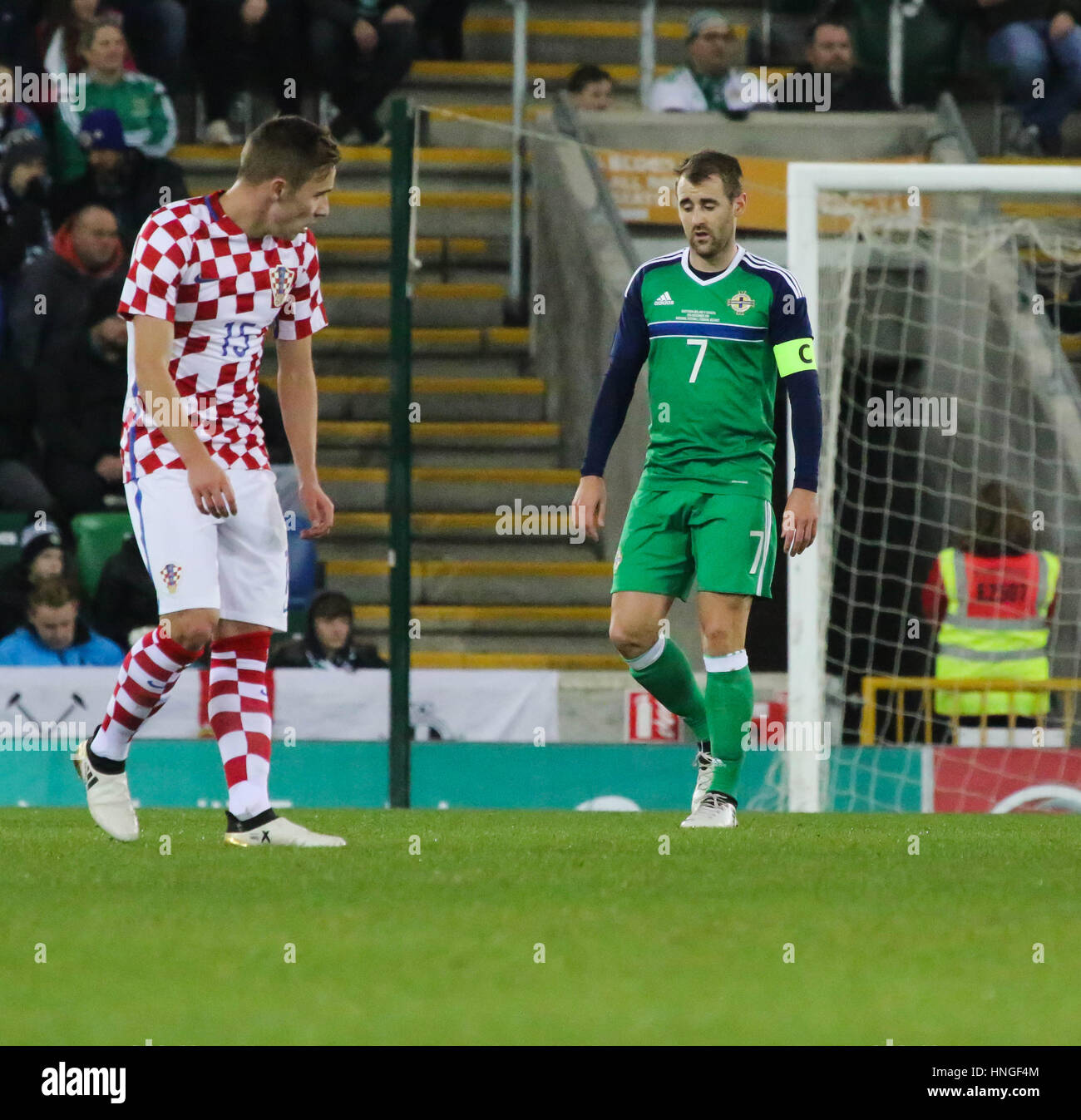 Belfast, Irlanda del Nord. Il 15 novembre 2016. International Football Friendly - Irlanda del Nord 0 Croazia 3. In Irlanda del Nord la Niall McGinn (7). Foto Stock