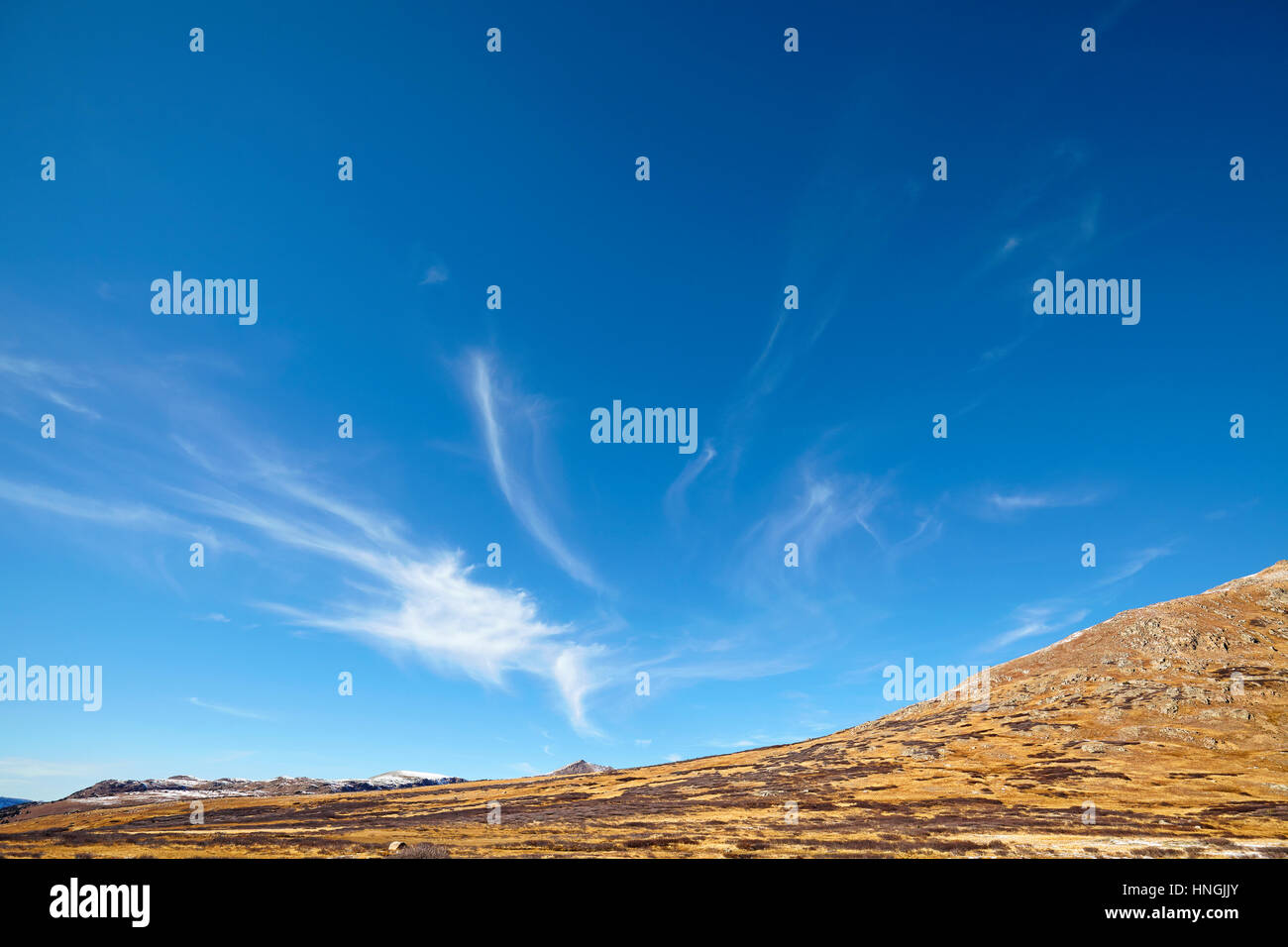 Vasto cloudscape oltre l'indipendenza Pass montagna, Colorado, Stati Uniti d'America. Foto Stock