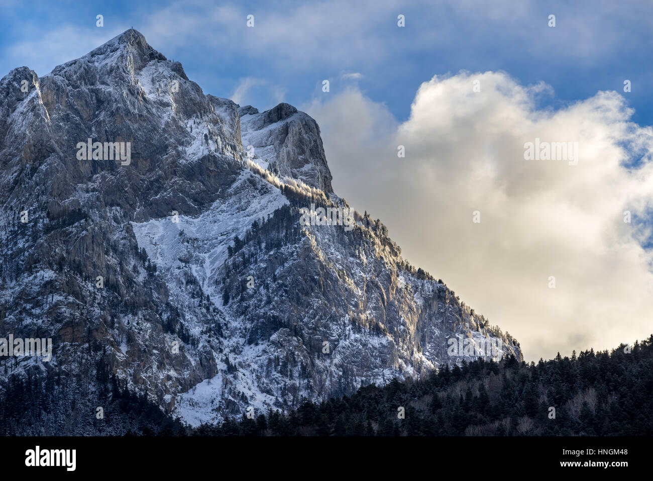 Parete Nord del Pic de Morgon (Grand Morgon picco) d'inverno. Hautes-Alpes, meridionale delle Alpi Francesi, Francia Foto Stock