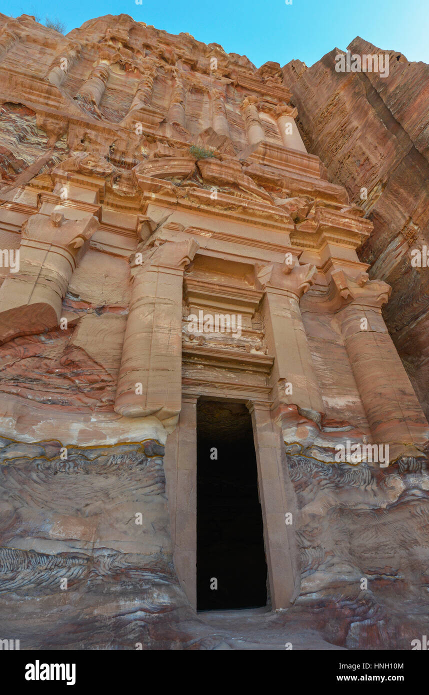 Antica città di Petra, Giordania. Petra ha portato alla sua designazione come Sito del Patrimonio Mondiale dell'UNESCO. Foto Stock