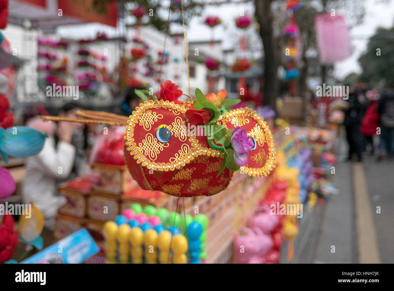 Lanterne tradizionali venduti su Nanjing Qinhuai festa delle lanterne Foto Stock