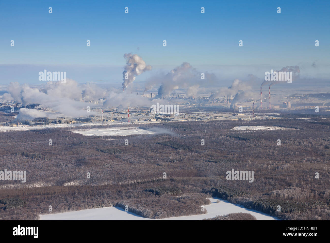 Vista superiore della società petrolchimiche in inverno Foto Stock