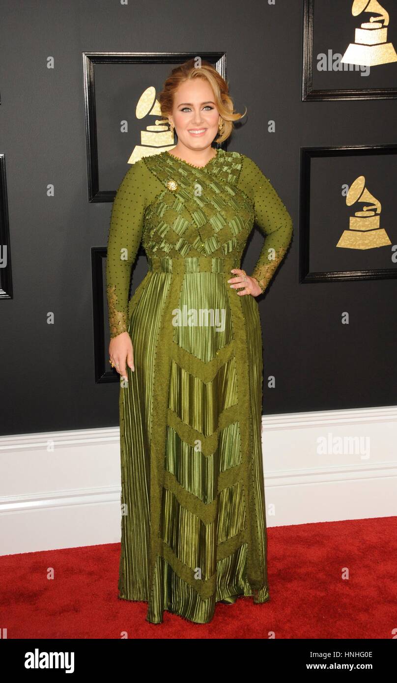 Los Angeles, CA, Stati Uniti d'America. 12 Feb, 2017. Adele presso gli arrivi per 59th Annual Grammy Awards 2017 - Arrivi, STAPLES Center di Los Angeles, CA 12 febbraio 2017. Credito: Charlie Williams/Everett raccolta/Alamy Live News Foto Stock