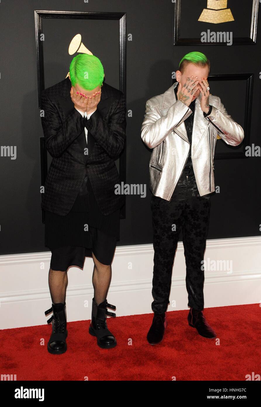 Los Angeles, CA, Stati Uniti d'America. 12 Feb, 2017. Mike Posner presso gli arrivi per 59th Annual Grammy Awards 2017 - Arrivi 2, STAPLES Center di Los Angeles, CA 12 febbraio 2017. Credito: Charlie Williams/Everett raccolta/Alamy Live News Foto Stock