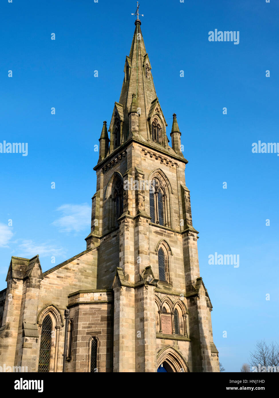 La guglia a Falkland chiesa parrocchiale Falkland Fife Scozia Scotland Foto Stock