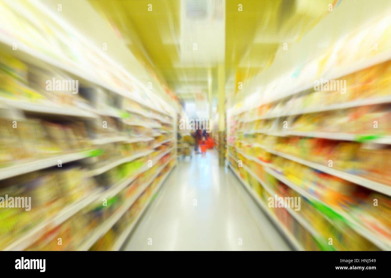 Supermercato sfocata corsia Foto Stock