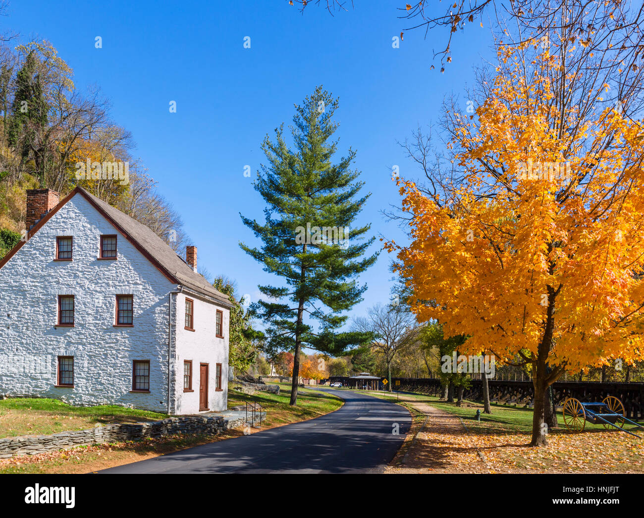 Traghetto Harpers. Shenandoah Street nello storico Harpers Ferry National Historical Park, West Virginia, USA Foto Stock